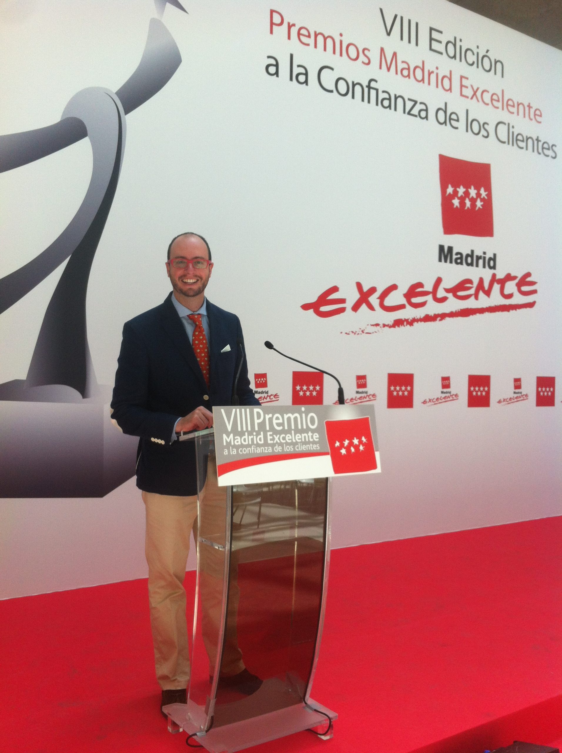 Servicio de limpieza sello Madrid Excelente